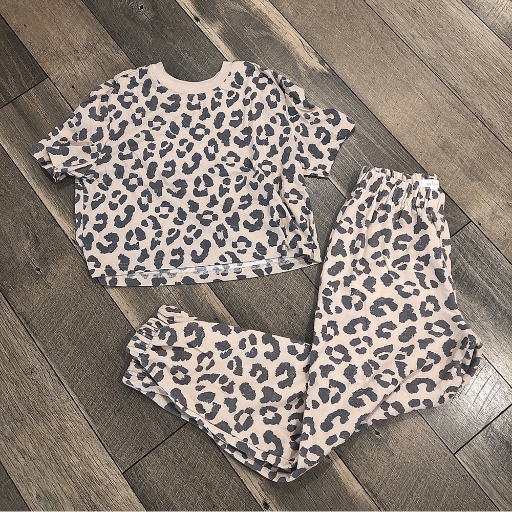 ‼️SOLD ON ✅MERCARI‼️💖Colsie Animal Print Set💖 - Picture 1 of 4